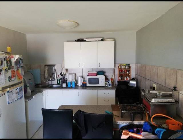 2 BEDROOM HOUSE FOR SALE IN HARTENBOS CENTRAL